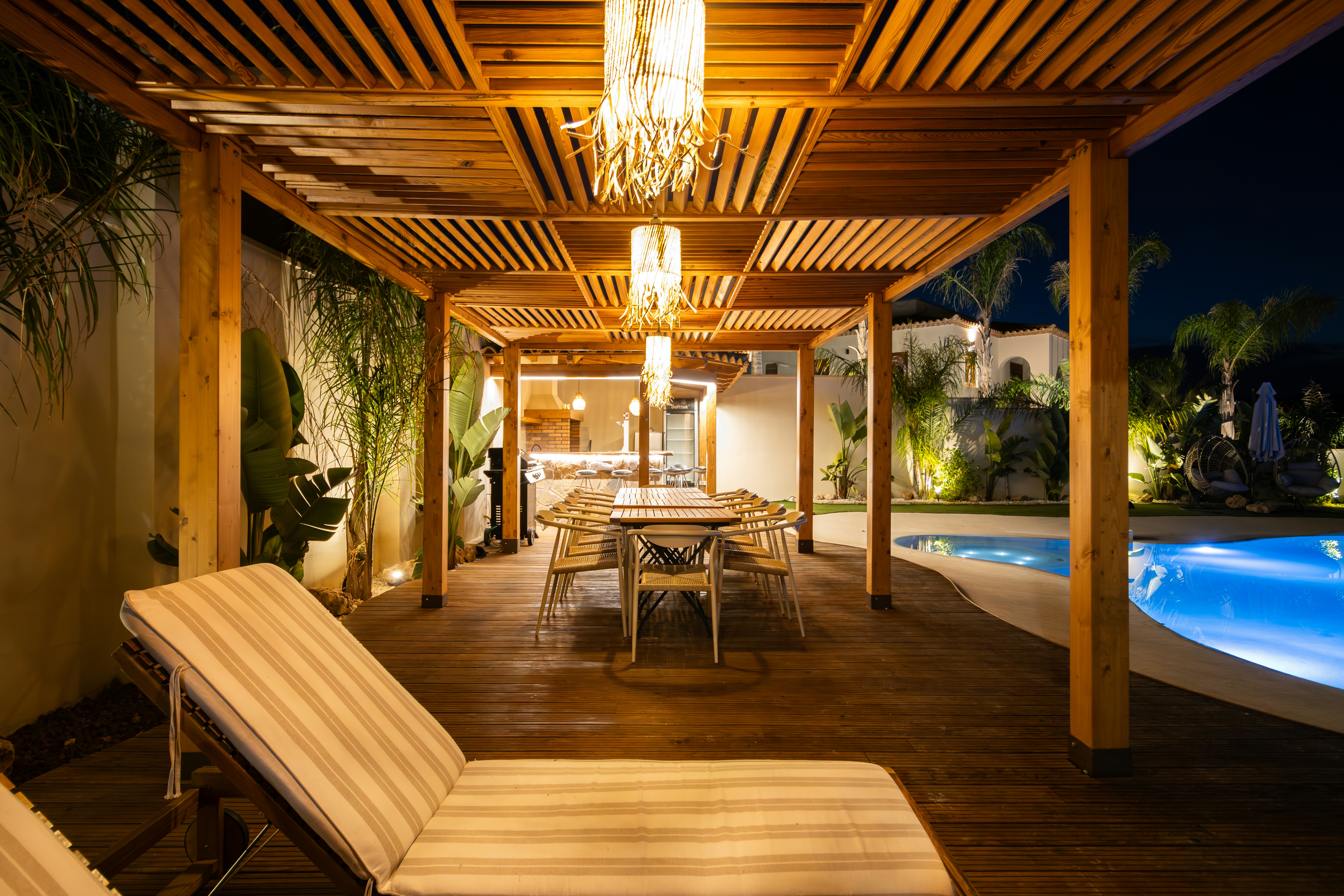 Multi-Level Deck